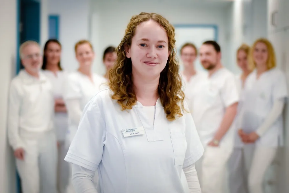 Portrait of Aileen Preen, veterinarian for internal medicine, general practice and small pets at Kleintierpraxis Cremlingen