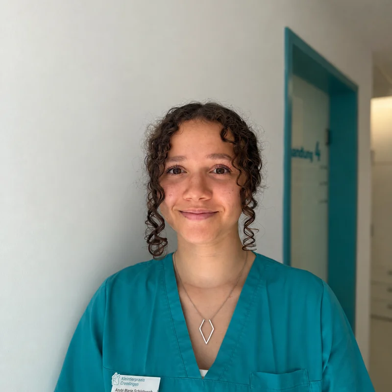 Portrait of Marie-Johanna Schürbusch, trainee veterinary nurse at Kleintierpraxis Cremlingen