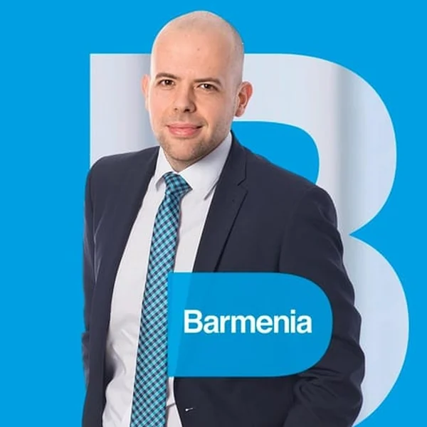 Porträt von Raban Esser, Barmenia-Agenturpartner der Kleintierpraxis Cremlingen